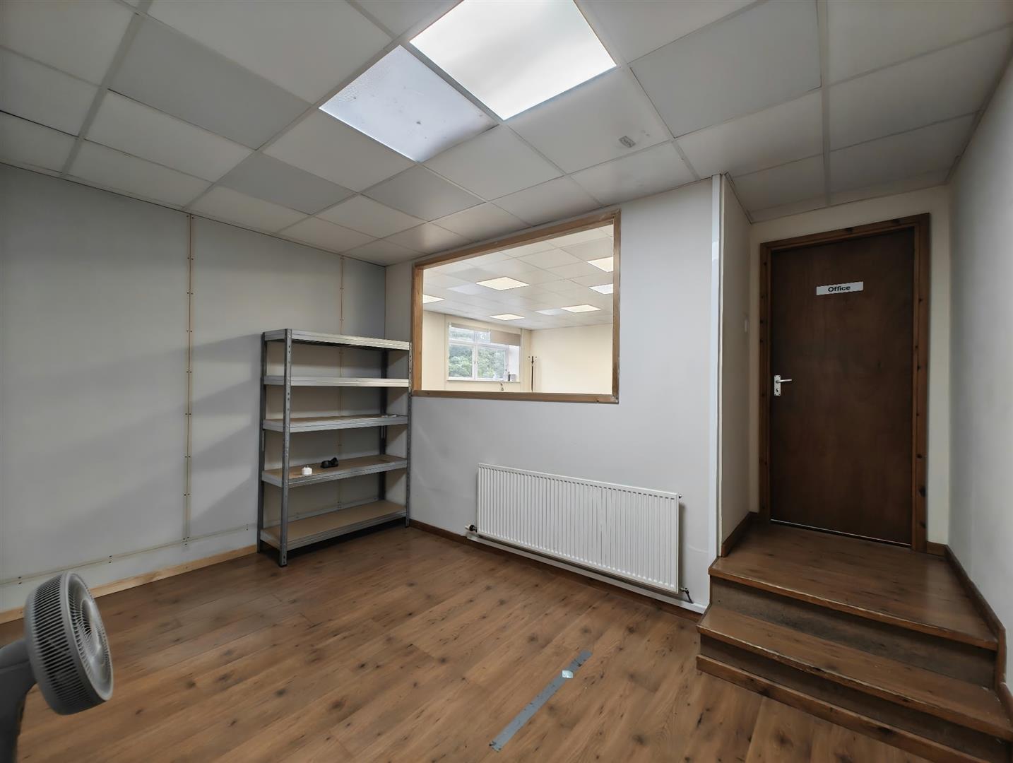 Unit 30, Chadkirk Business Park, photo 4